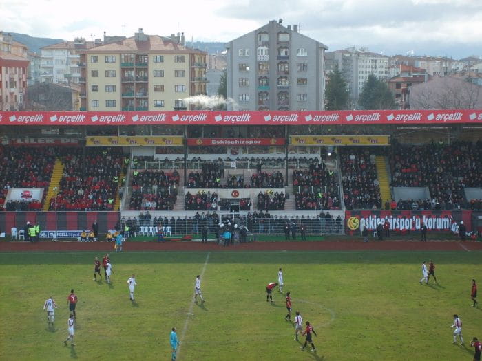 1200px-eskisehirspor-genclerbirligi_match_in_14_february_2009