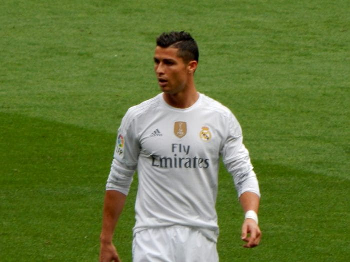 cr7-cristiano-ronaldo