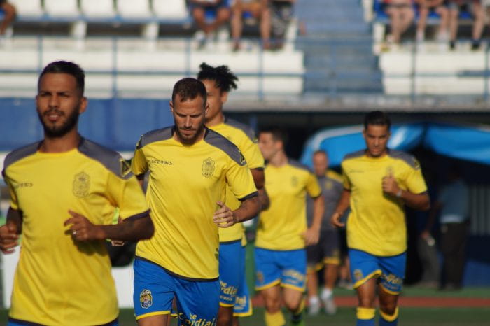 einlauf-spieler-ud-las-palmas