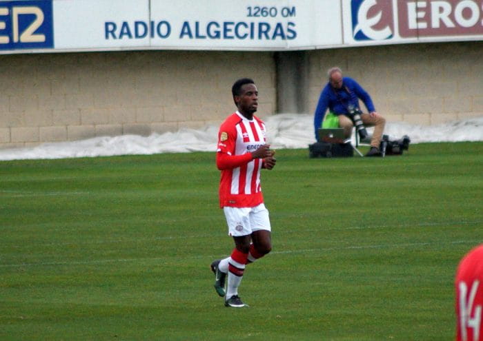 Foto: Florian Jozefzoon-FC Brentford