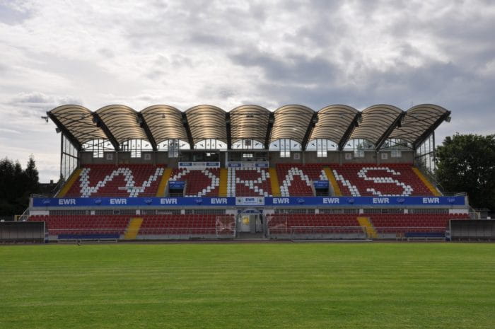 wormatia-stadion_hauptribuene